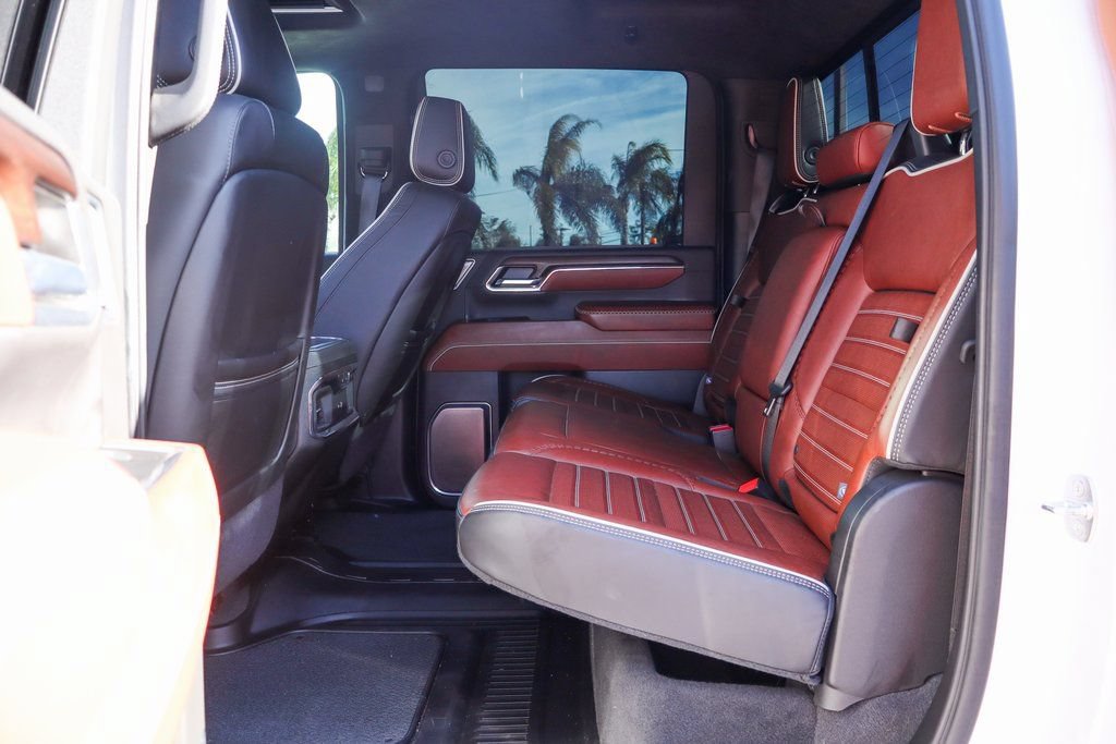 Used 2024 GMC Sierra 2500 Denali Ultimate AWD/4WD image 40