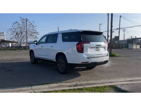 New 2026 GMC Yukon XL Elevation image 9
