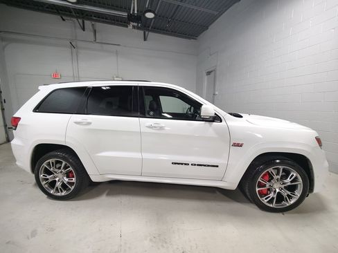 Used 2018 Jeep Grand Cherokee SRT AWD/4WD image 5