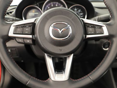 Used 2019 MAZDA MX-5 Miata Grand Touring image 22