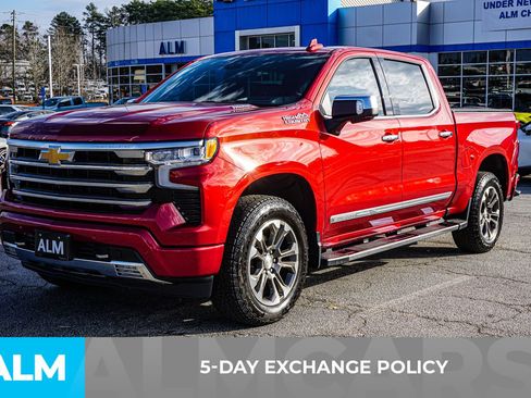 Used 2024 Chevrolet Silverado 1500 High Country w/ Technology Package image 4