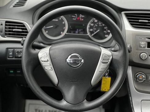 Used 2014 Nissan Sentra SR FWD image 28