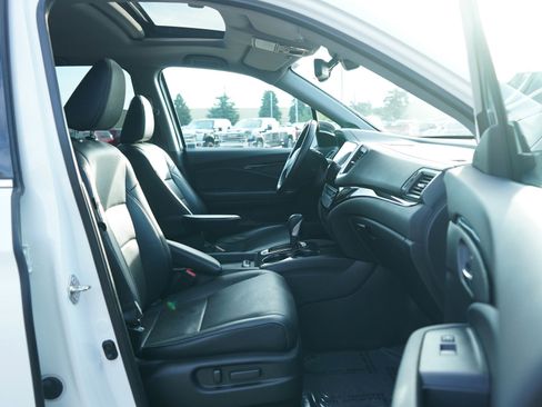 Used 2019 Honda Ridgeline RTL-E image 11