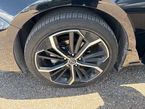 Certified 2024 Nissan Altima 2.5 SR FWD image 15