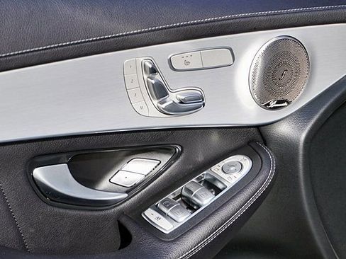 Used 2023 Mercedes-Benz GLC 300 4MATIC Coupe image 25
