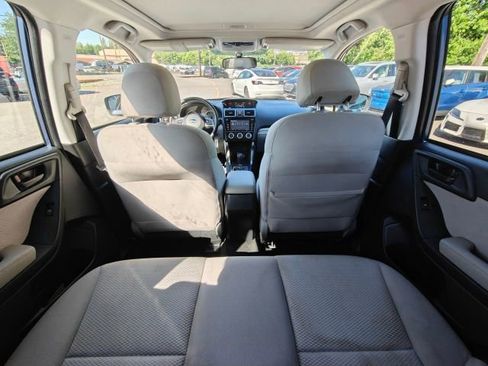 Used 2016 Subaru Forester 2.5i Premium w/ All-Weather Package AWD/4WD image 33
