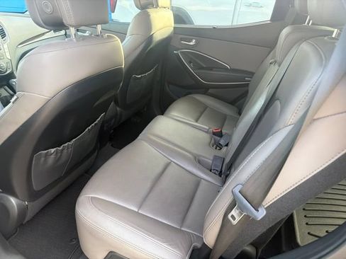 Used 2017 Hyundai Santa Fe Sport FWD image 14