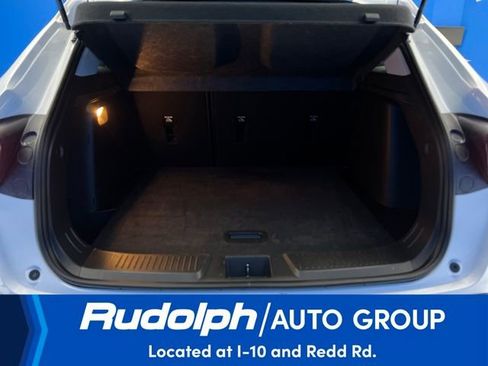 Used 2025 Chevrolet Trax LT image 27