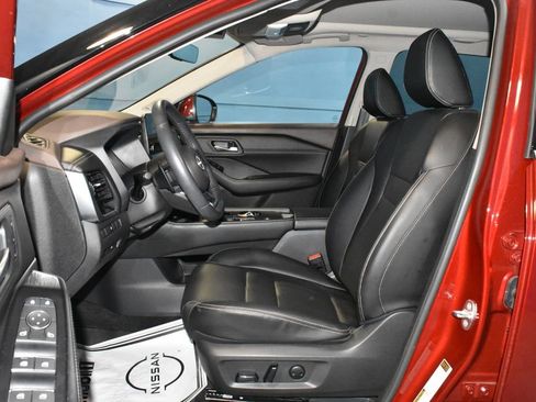 Certified 2023 Nissan Rogue SL w/ SL Premium Package FWD image 7