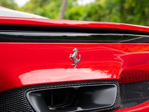 Used 2024 Ferrari 296 GTS RWD image 24