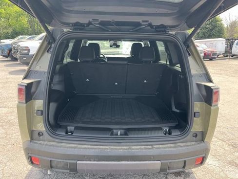 New 2026 Jeep Cherokee Overland AWD/4WD image 12