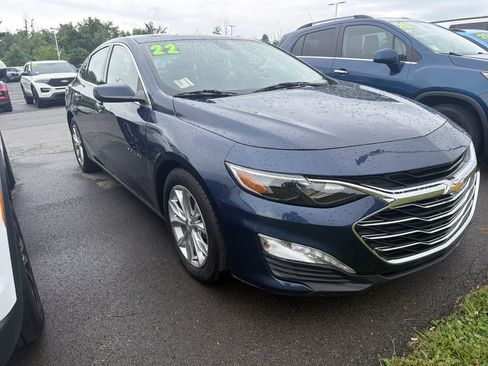 Used 2022 Chevrolet Malibu LT FWD image 1