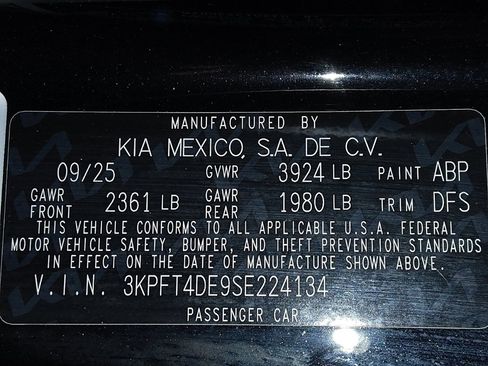 Used 2025 Kia K4 FWD image 33