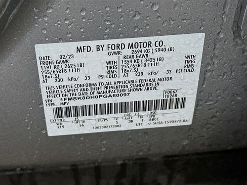 Used 2023 Ford Explorer XLT w/ Equipment Group 202A image 12