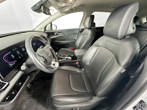 Used 2024 Kia Sportage EX image 21