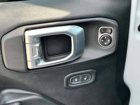 Used 2020 Jeep Wrangler Unlimited Sport S AWD/4WD image 15