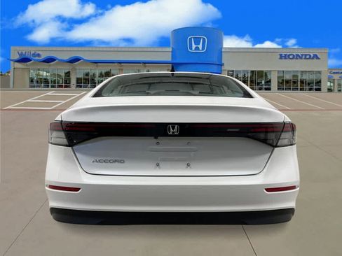 New 2026 Honda Accord SE image 4