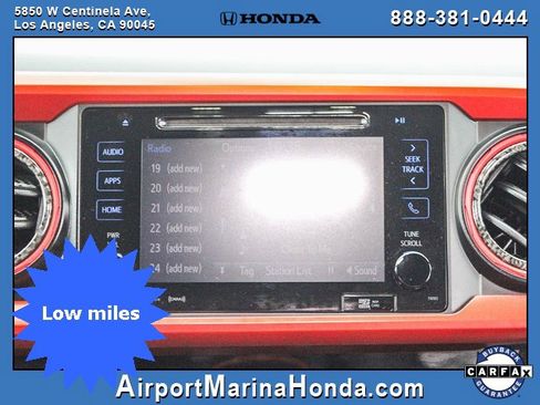 Used 2017 Toyota Tacoma TRD Off-Road image 19
