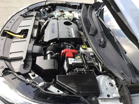 Used 2023 Nissan Rogue SV FWD image 38
