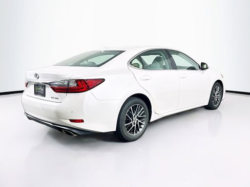 Used 2018 Lexus ES 350 w/ Luxury Package w/Wood Trim FWD image 9