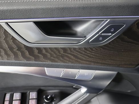 Used 2023 Audi A6 Premium Plus w/ Premium Plus Package image 37