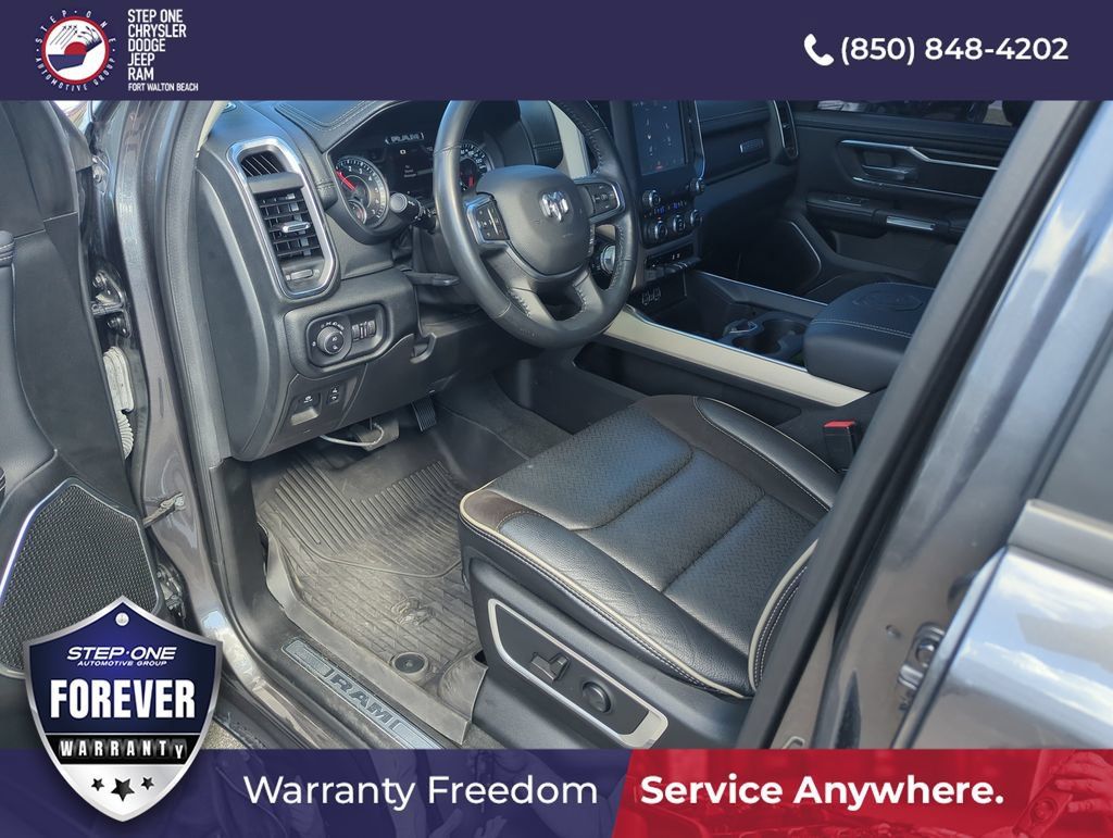 Used 2022 RAM 1500 Laramie AWD/4WD image 10
