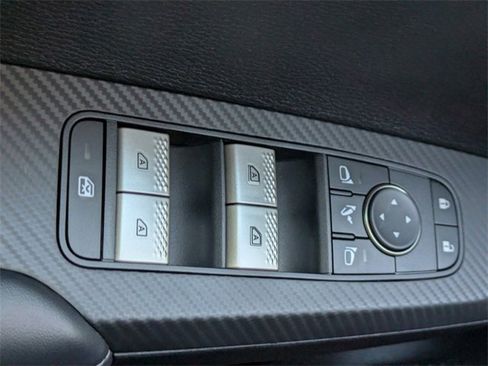 New 2025 Mitsubishi Outlander SEL image 28