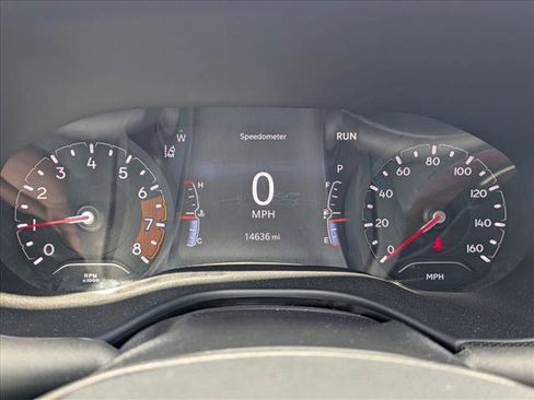 Used 2023 Jeep Compass Latitude AWD/4WD image 11