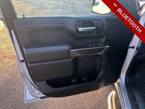 Used 2022 Chevrolet Silverado 1500 LT image 12