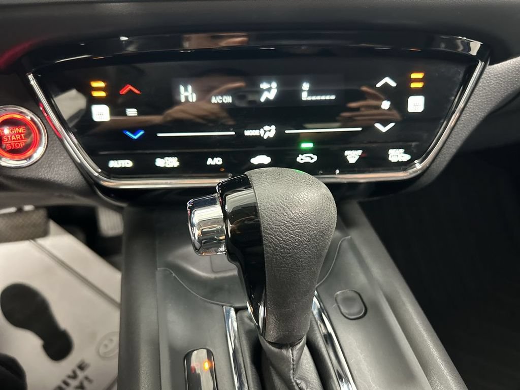 Used 2021 Honda HR-V EX image 16