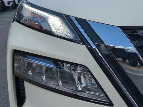 Used 2023 Nissan Rogue SV w/ SV Premium B Package AWD/4WD image 10