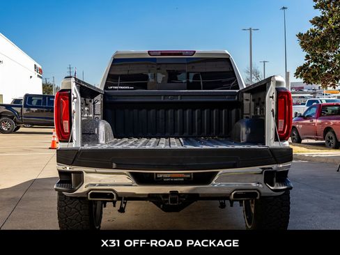 Used 2023 GMC Sierra 1500 SLT image 8