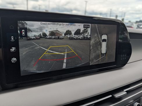 Used 2024 Hyundai Palisade SEL AWD/4WD image 17