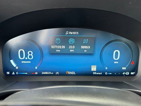 Used 2023 Ford Escape Platinum image 5