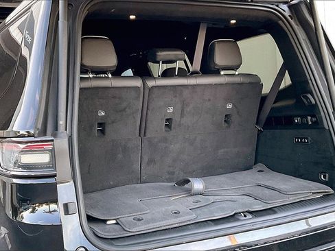 Used 2023 Jeep Grand Wagoneer Series II image 21