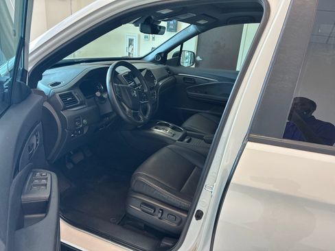 Certified 2023 Honda Passport EX-L image 11