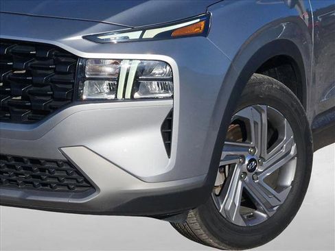 Used 2023 Hyundai Santa Fe SEL image 4