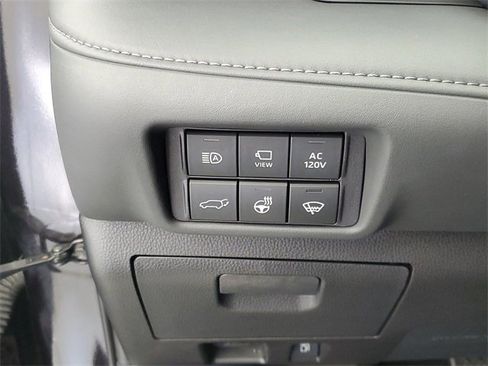 Used 2020 Toyota Highlander Limited Platinum image 35