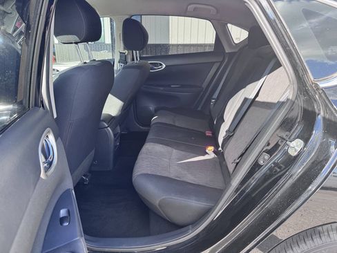 Used 2015 Nissan Sentra SV FWD image 13