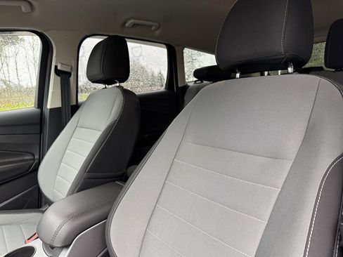 Used 2016 Ford Escape SE image 13