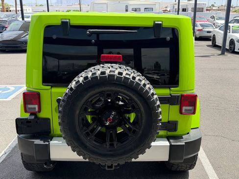 Used 2013 Jeep Wrangler Unlimited Sahara w/ Connectivity Group AWD/4WD image 5