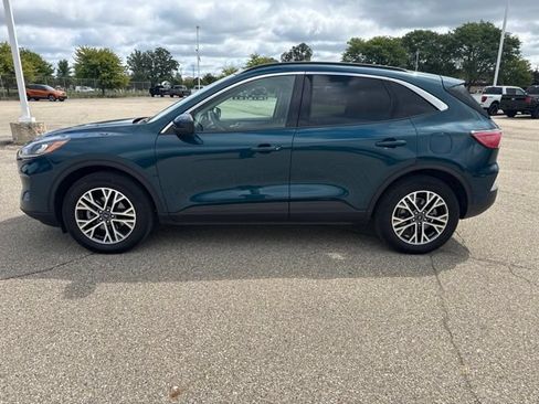 Certified 2020 Ford Escape SEL AWD/4WD image 3