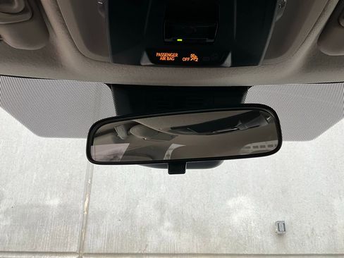 Used 2025 Toyota Corolla LE image 17