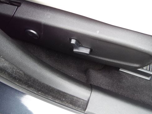 Used 2019 Chrysler 300 Limited image 20