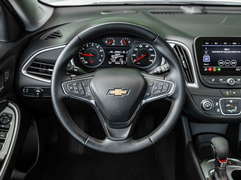 Used 2025 Chevrolet Malibu RS image 26