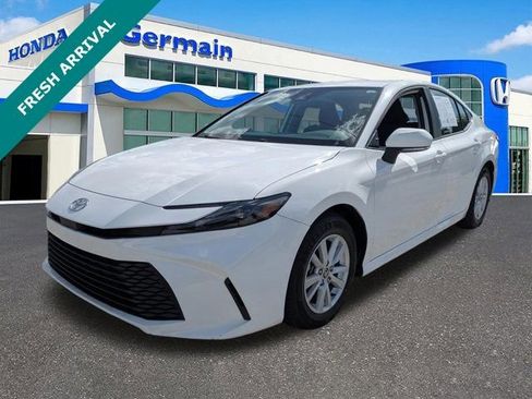 Used 2025 Toyota Camry LE FWD image 1