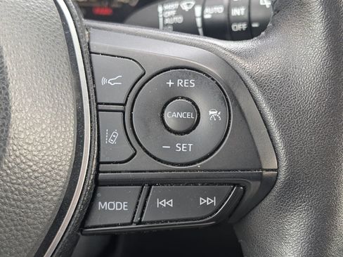 Used 2023 Toyota RAV4 XSE AWD/4WD image 14