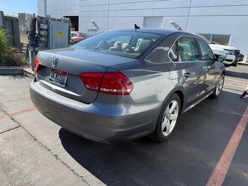 Used 2014 Volkswagen Passat 1.8T Wolfsburg Edition FWD image 10