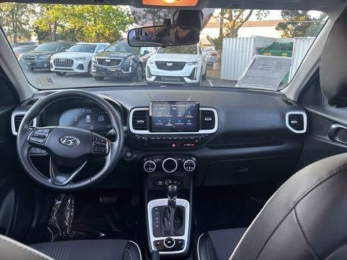 Used 2023 Hyundai Venue Limited w/ Cargo Package FWD image 37