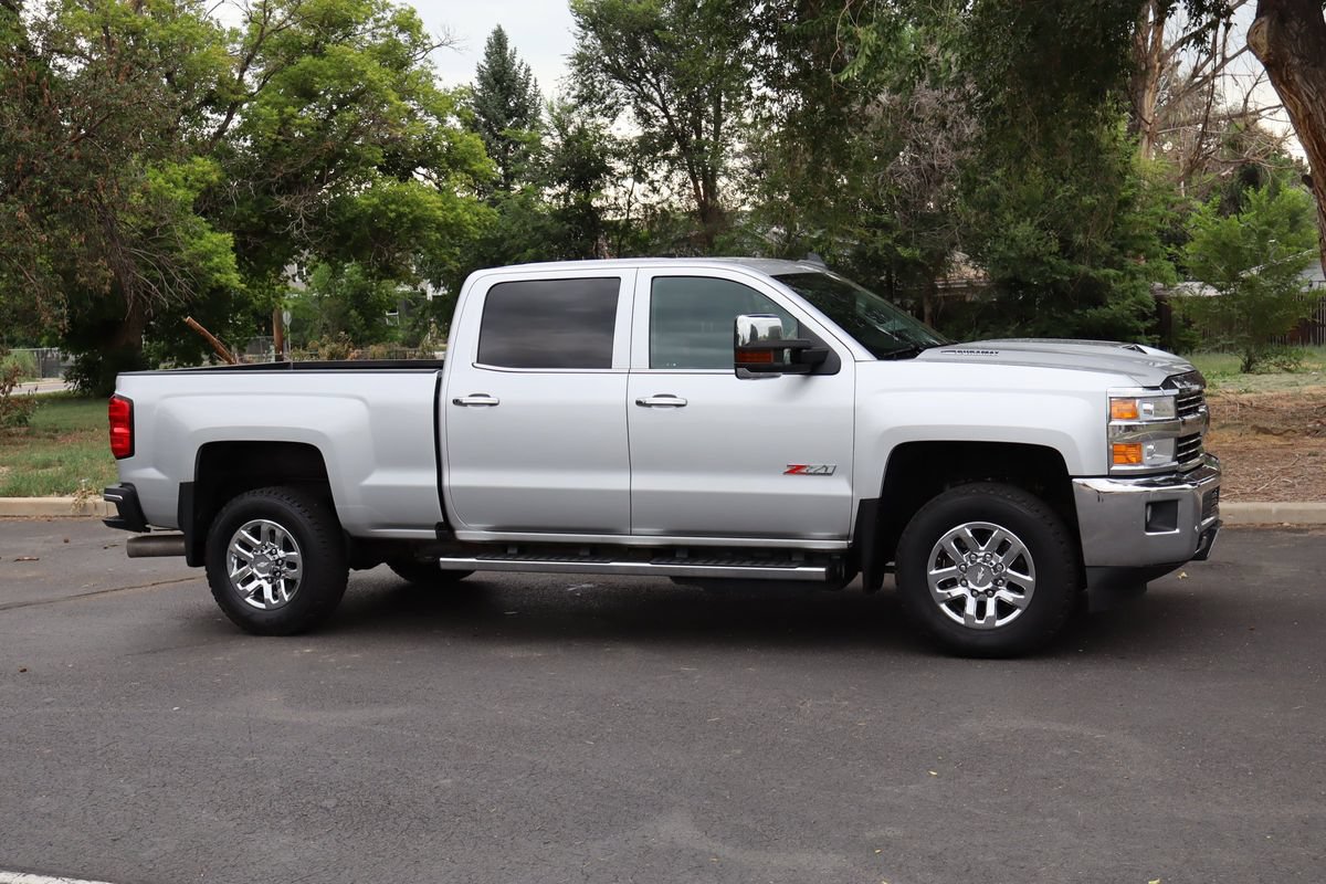 Used 2019 Chevrolet Silverado 2500 LTZ w/ Duramax Plus Package AWD/4WD image 2